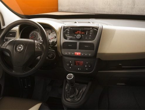 Opel Combo és una furgoneta completament equipada amb un acabat més còmode i confortable
